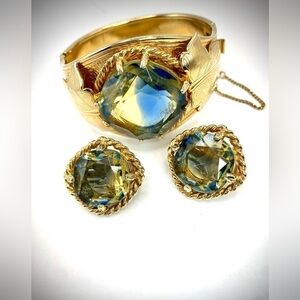 Sarah Coventry Versailles Demi-Parure Bracelet and clip earrings set 60’s *RARE*